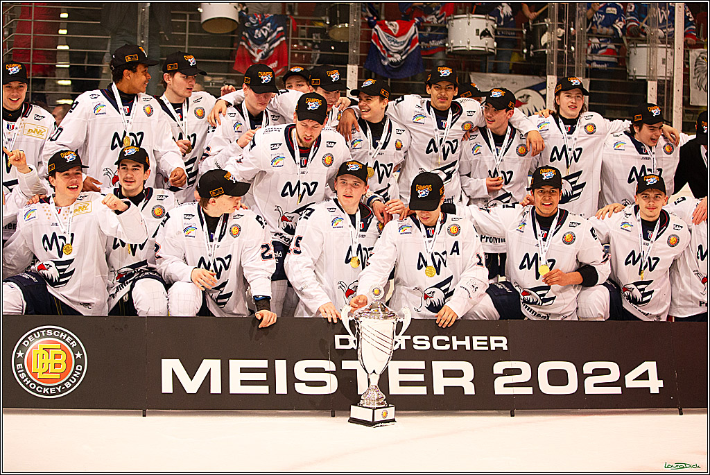 4. Finale Spiel U17 Koelner Junghaie- Jungadler Mannheim; Koeln, 21.04.2024